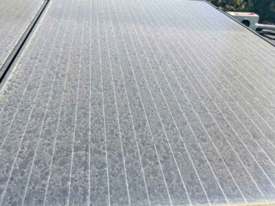 Solarpanelcleaningbefore